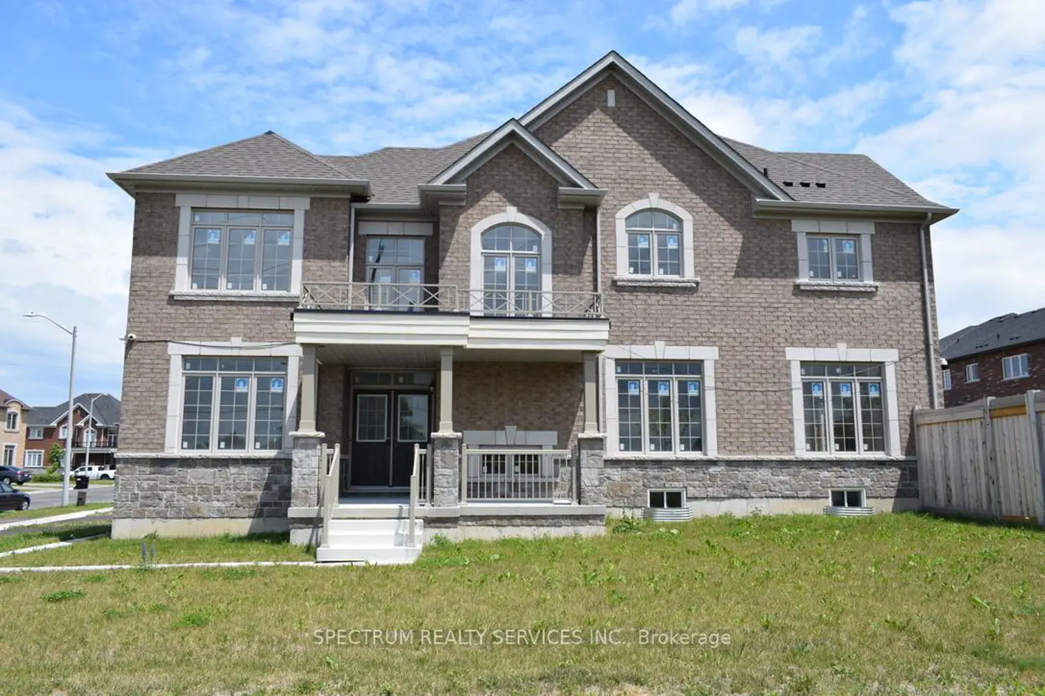 1493 Tomkins Road photo 3