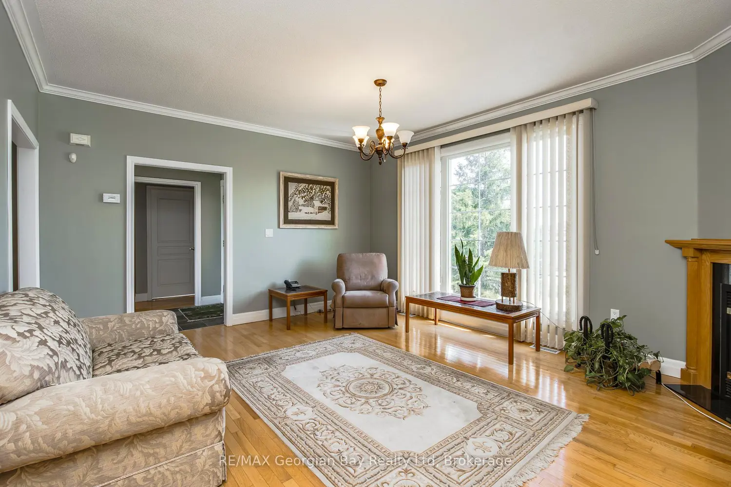 494 Aberdeen Boulevard photo 5