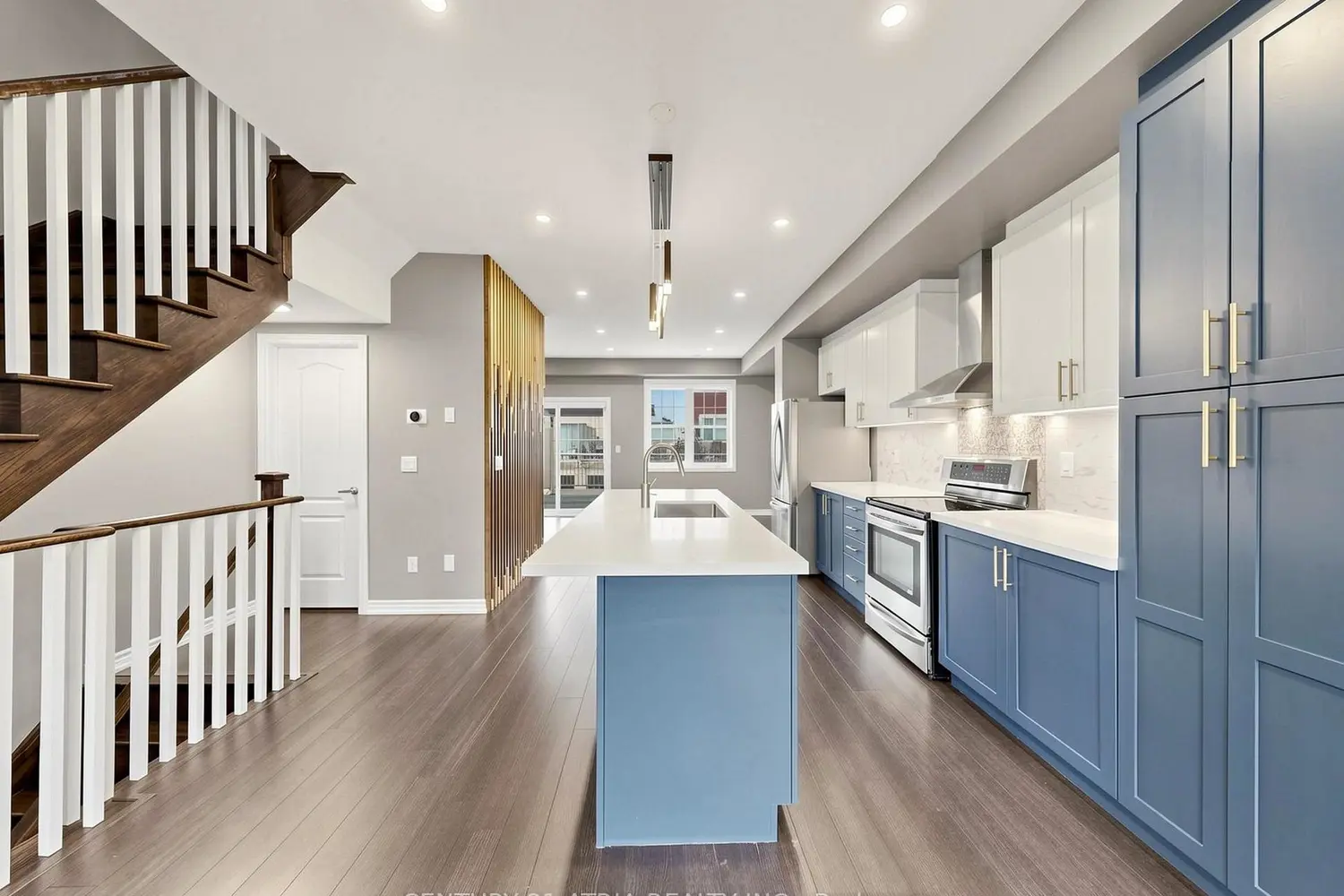 79 Boadway Crescent photo 4
