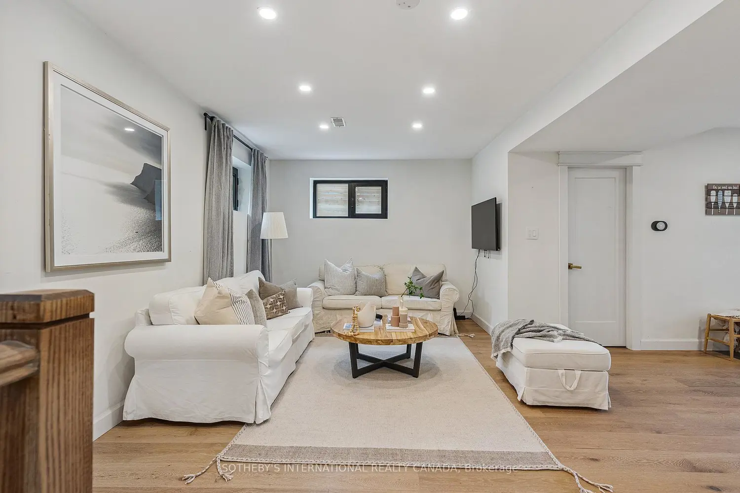 25 Silver Birch Street photo 4