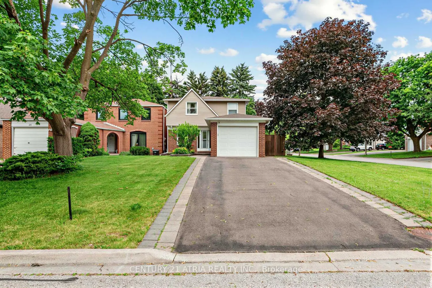 36 Ravengloss Drive photo 2