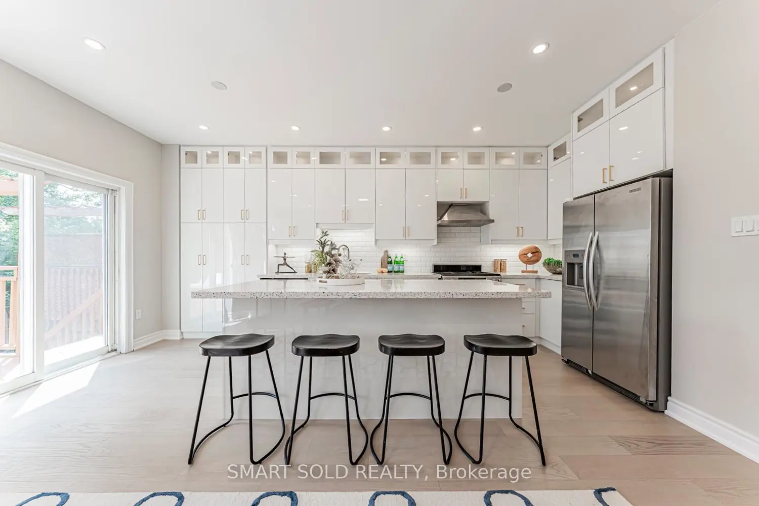 295 Bathurst Glen Drive photo 5
