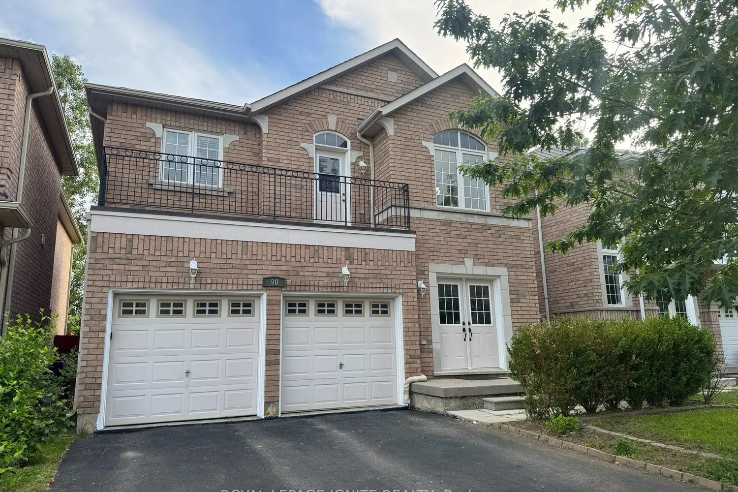 90 Sir Jacobs Crescent