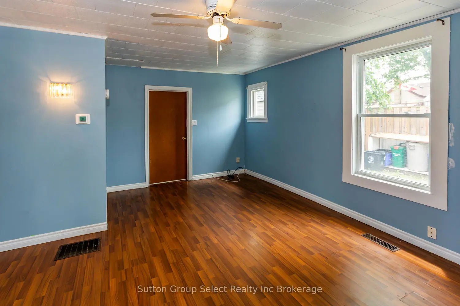 724 Rathbourne Avenue photo 5