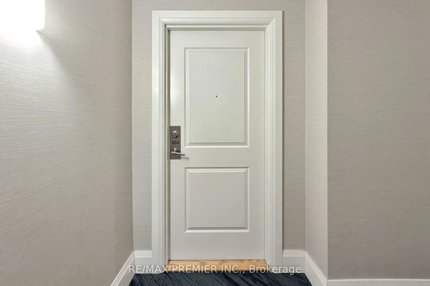 24 Woodstream Boulevard 604 photo 3