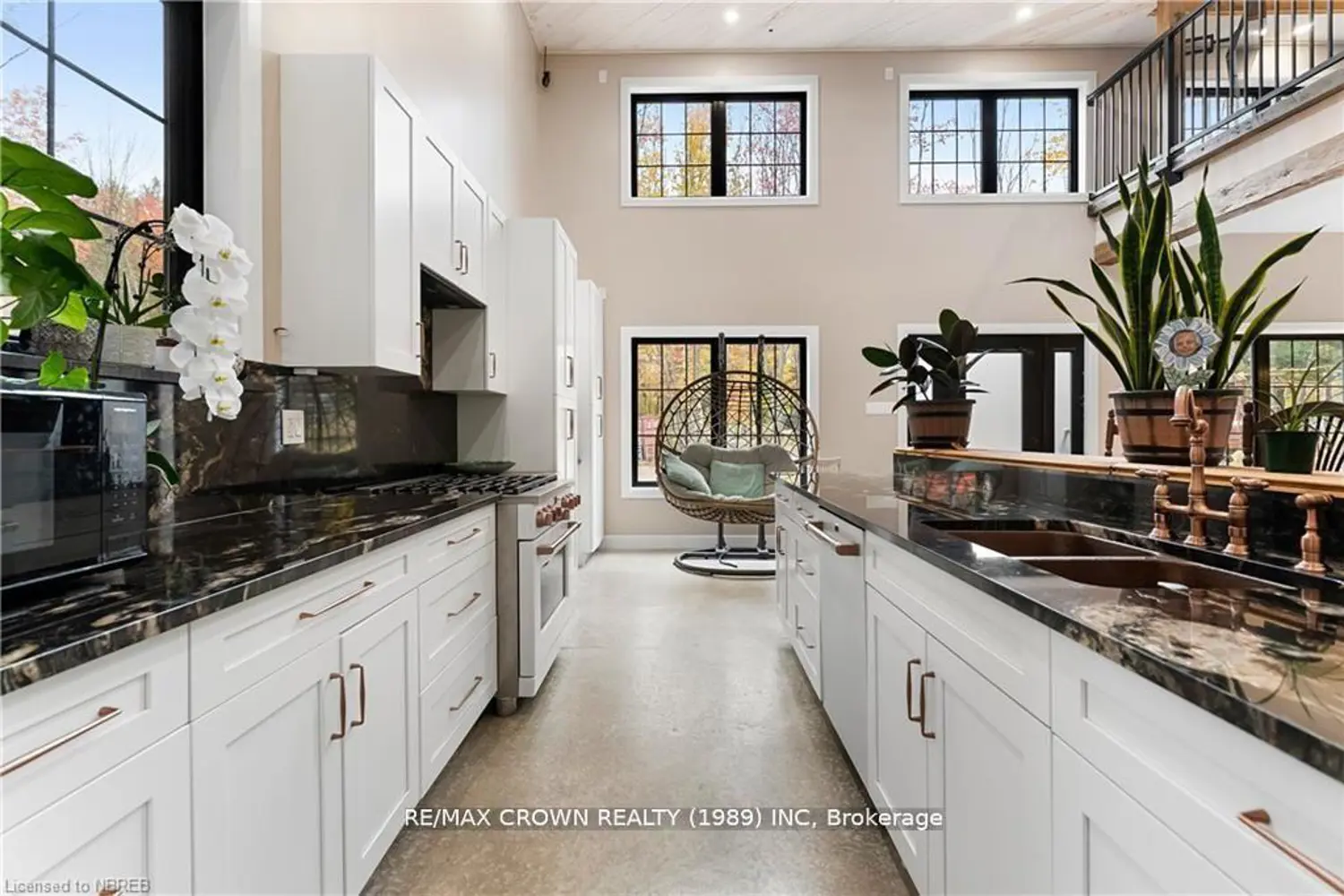 24 Sun Valley Way photo 4