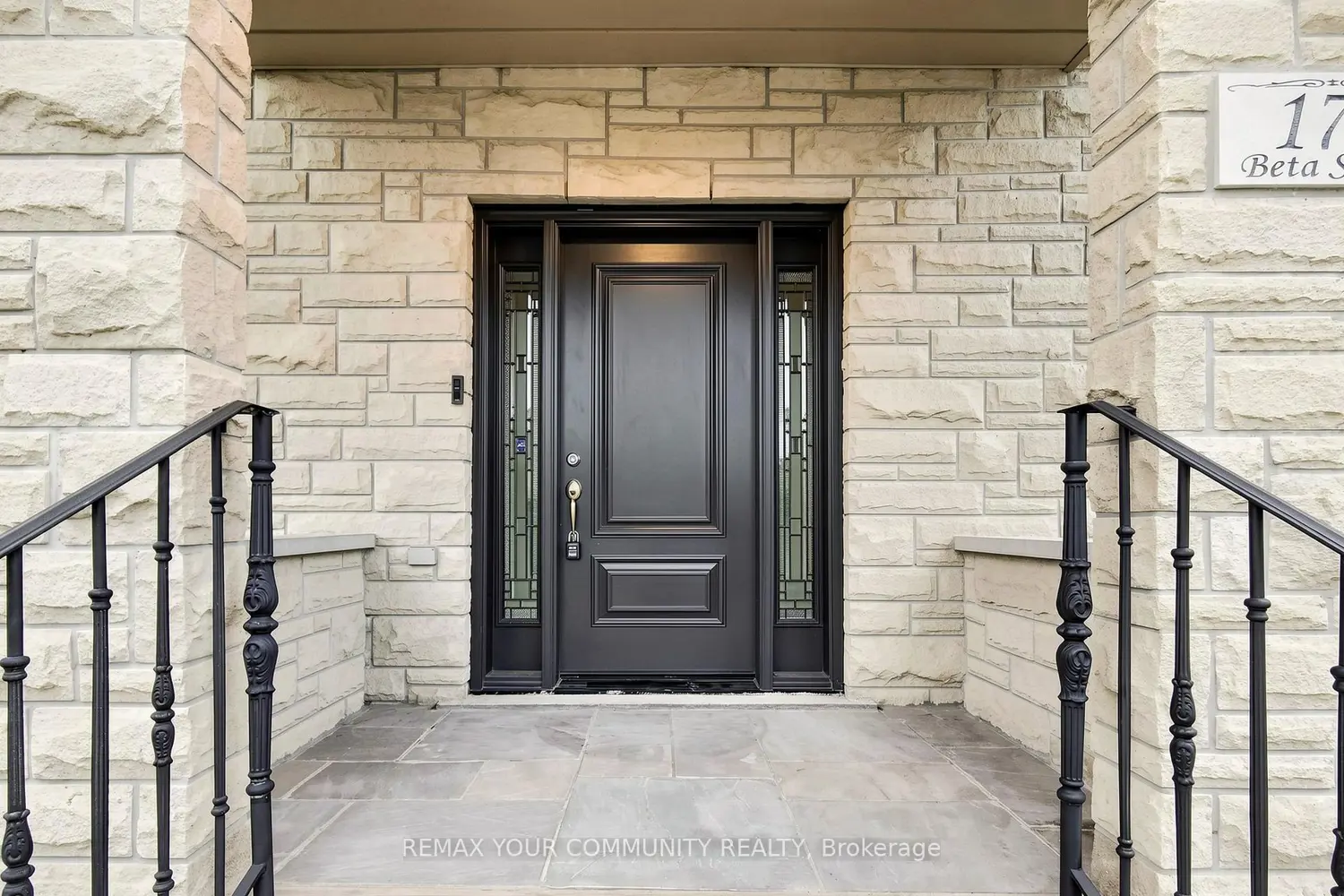 171 Beta Street photo 2