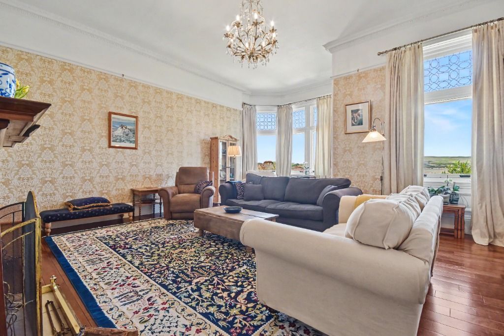 4 bed flat for sale88 Newark Street, Inverclyde, Greenock PA16