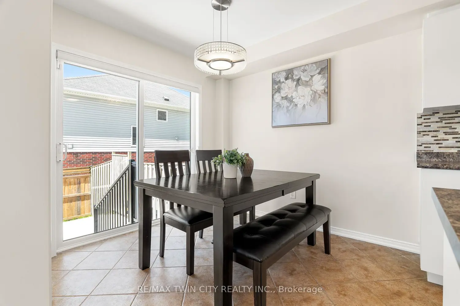148 Norwich Road photo 4