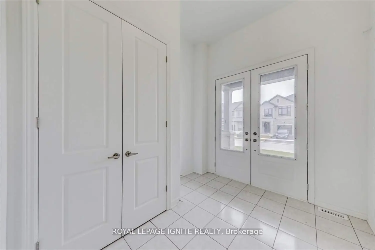 96 Closson Drive photo 3