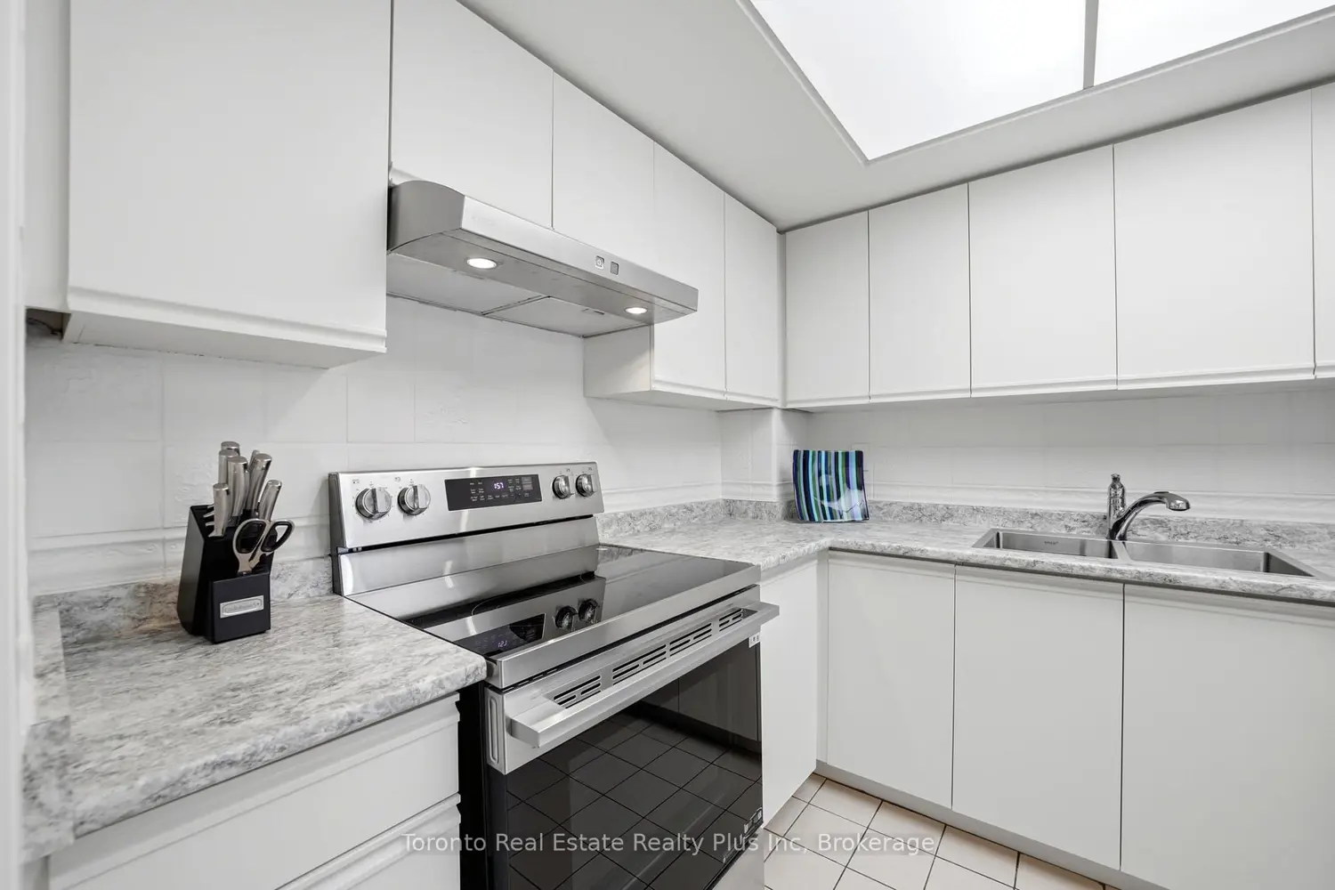 1111 Bough Beeches Boulevard 203 photo 4