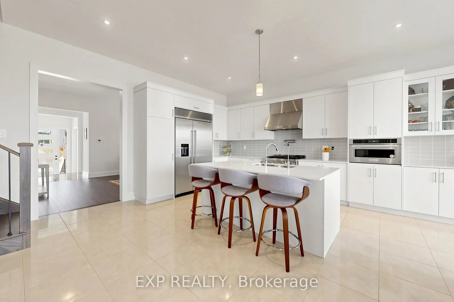 9 Backhouse Drive photo 3