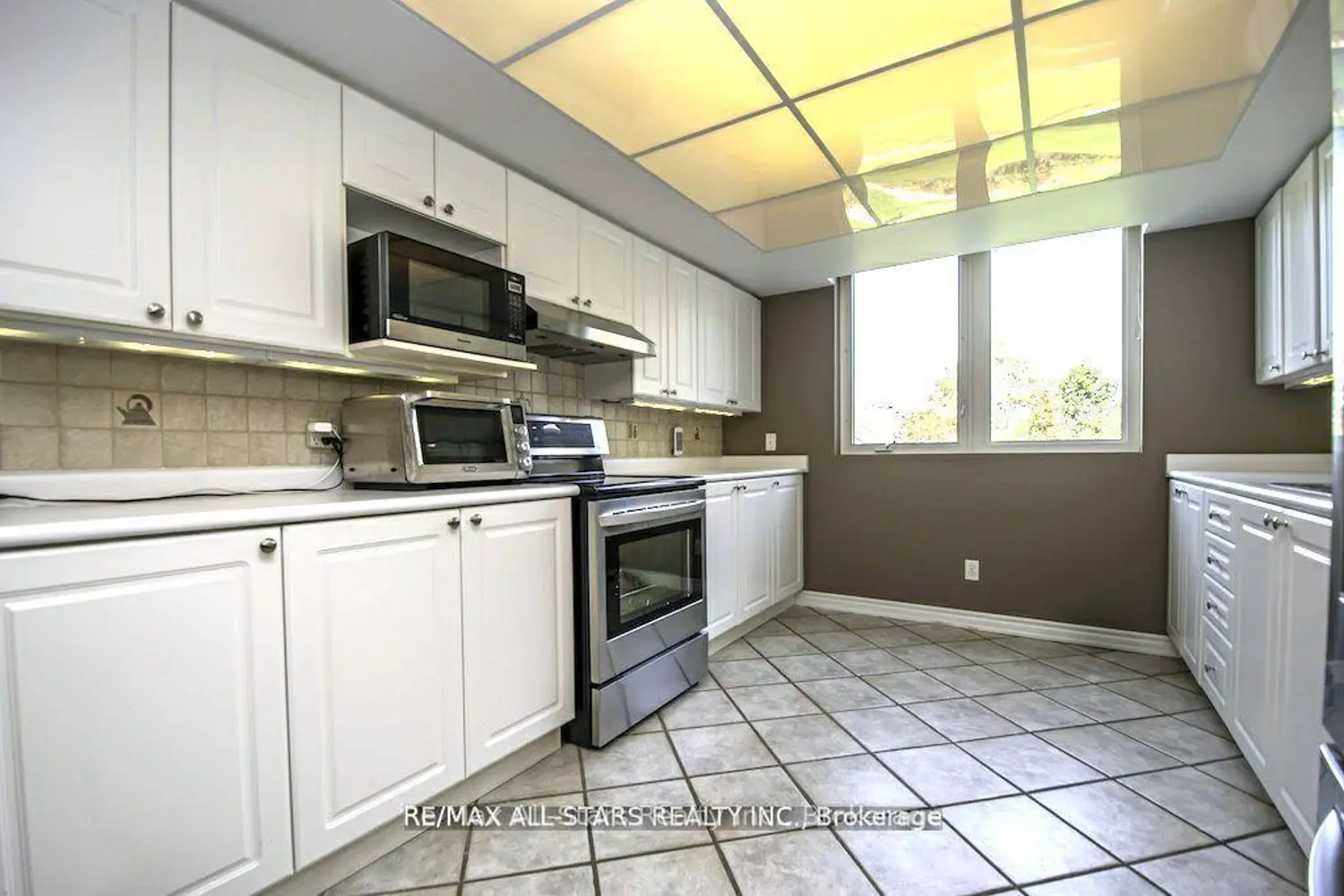 51 Rivermill Boulevard 305 photo 4