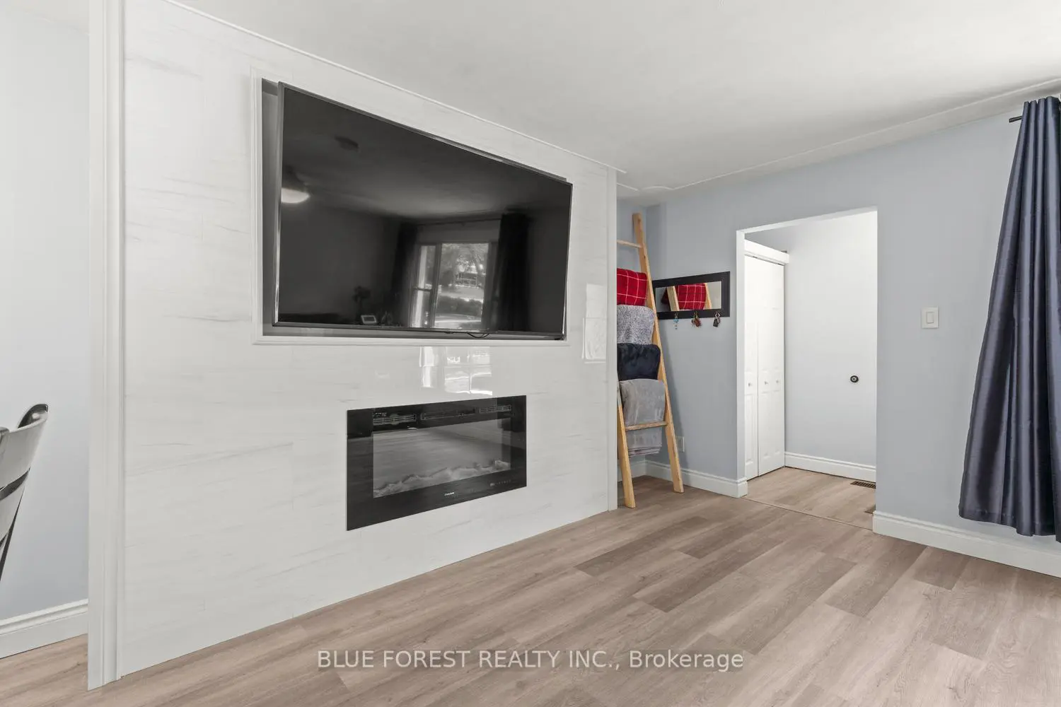 52 Almond Road photo 2