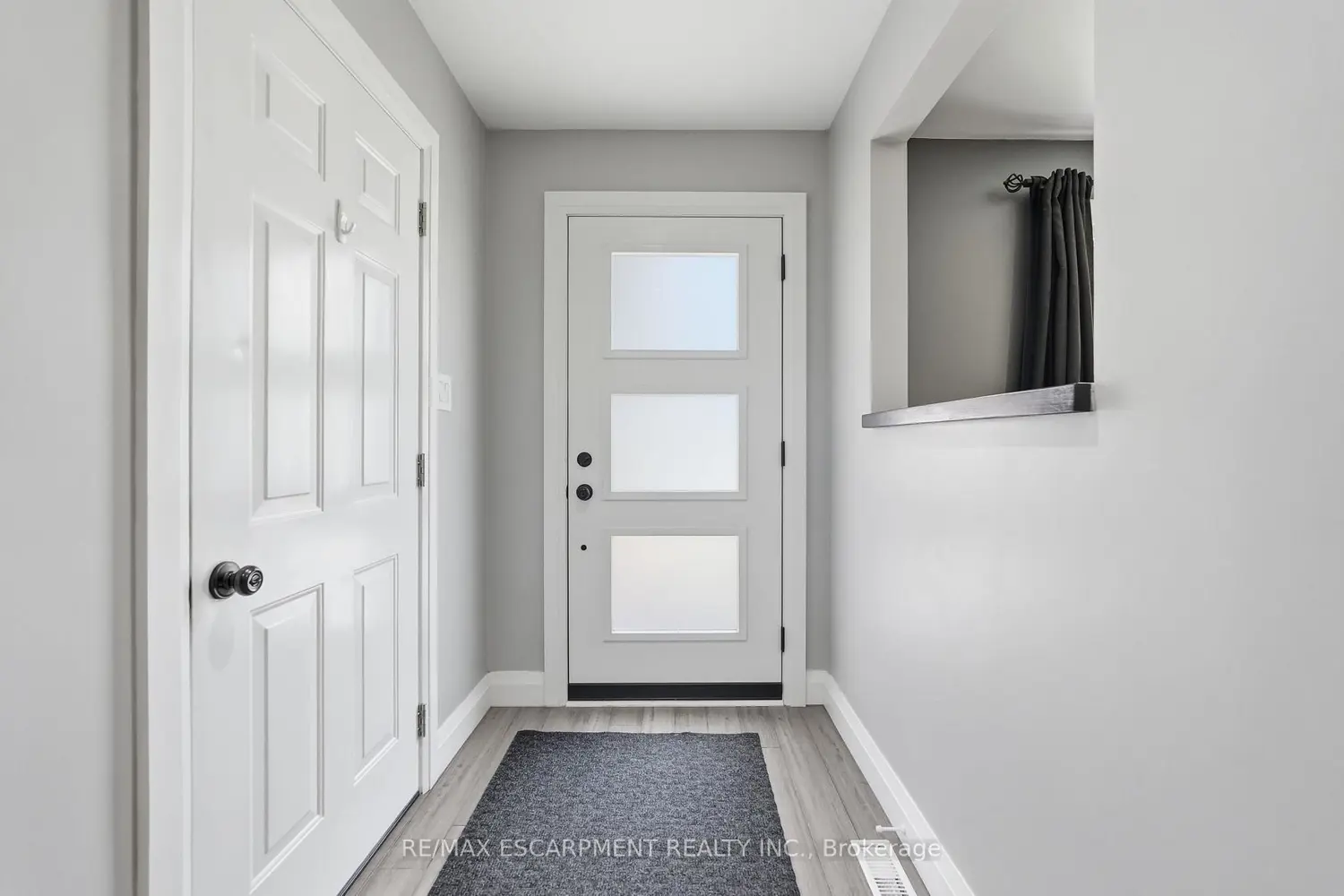 53 Glaceport Avenue photo 2