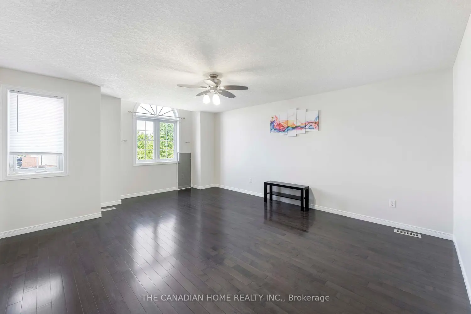 500 Robert Ferrie Drive photo 4