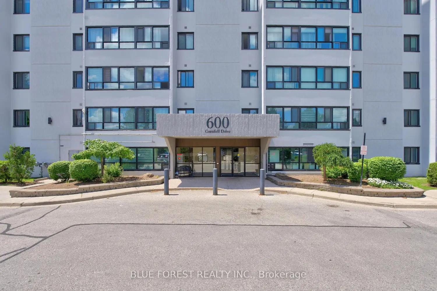 600 Grenfell Drive 202