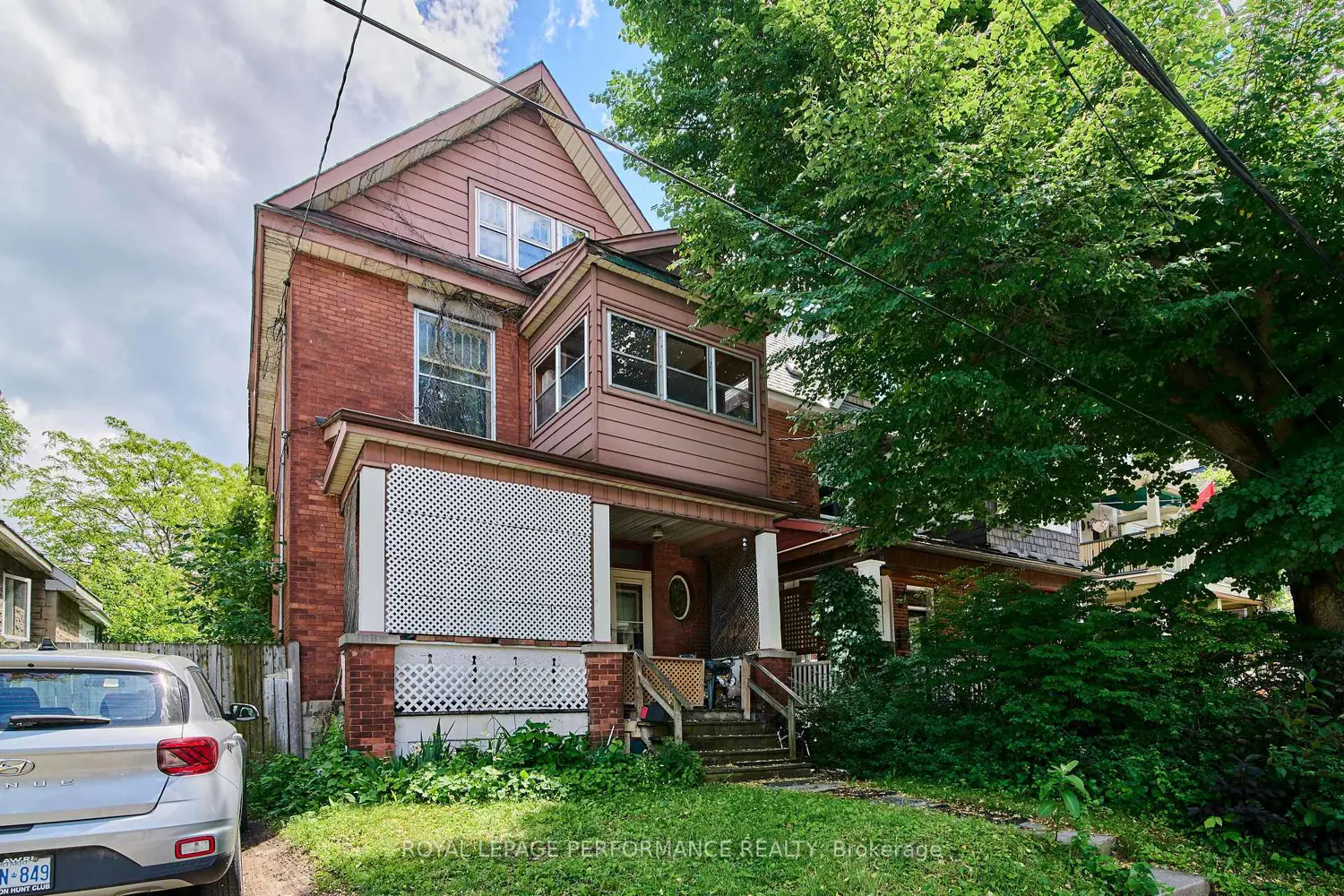 6 Ossington Avenue photo 2
