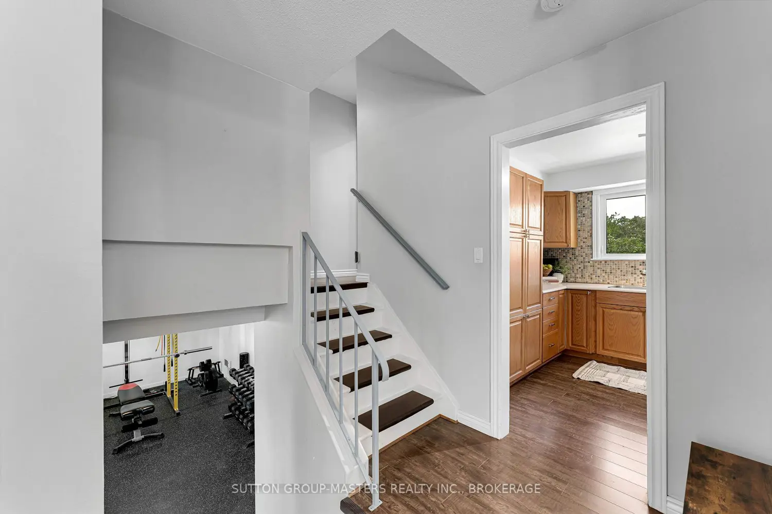 2025 Cole Hill Road photo 4