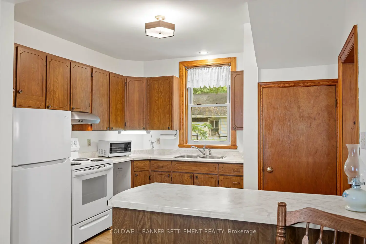119 Drummond Street photo 5