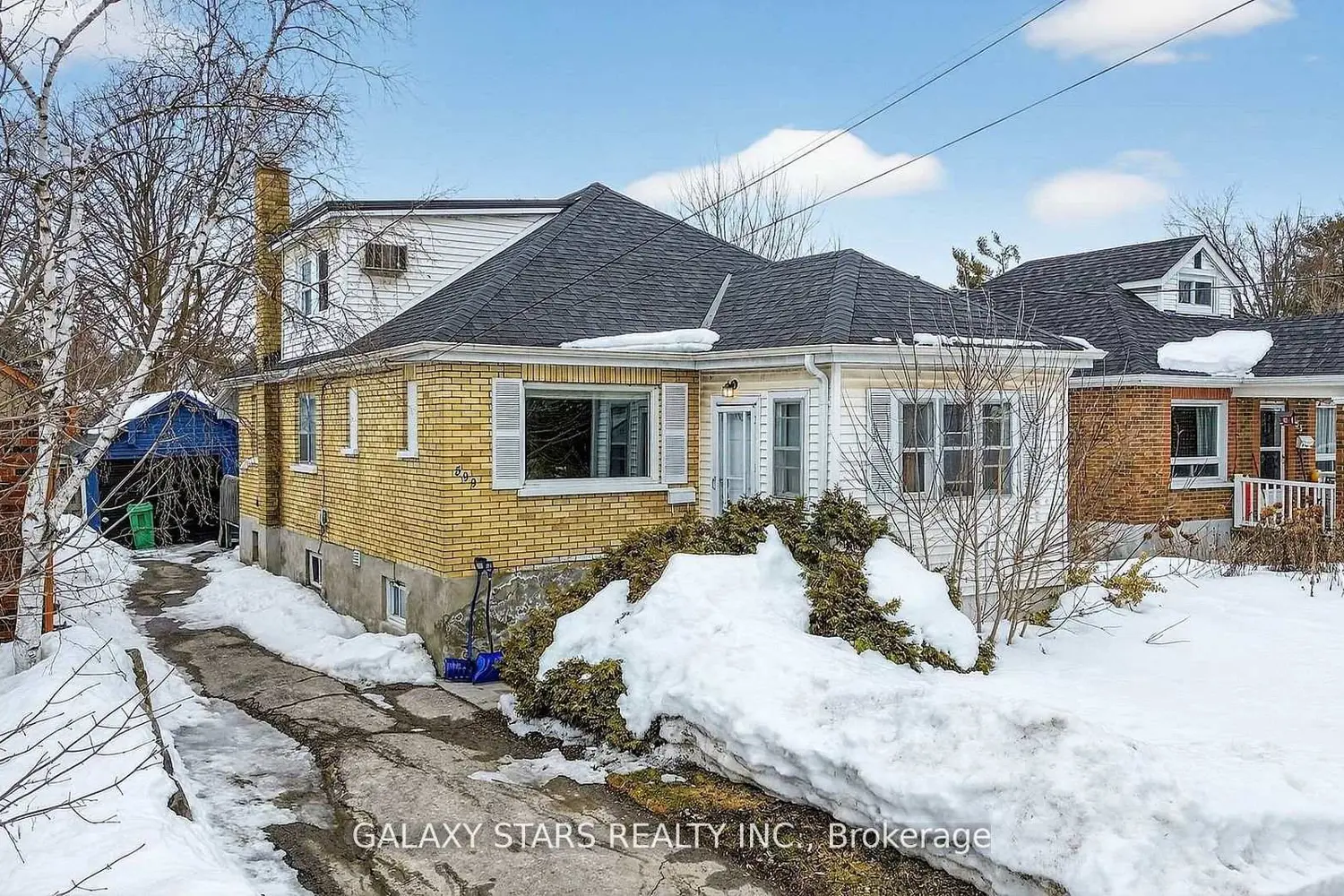 599 Donegal Street photo 2