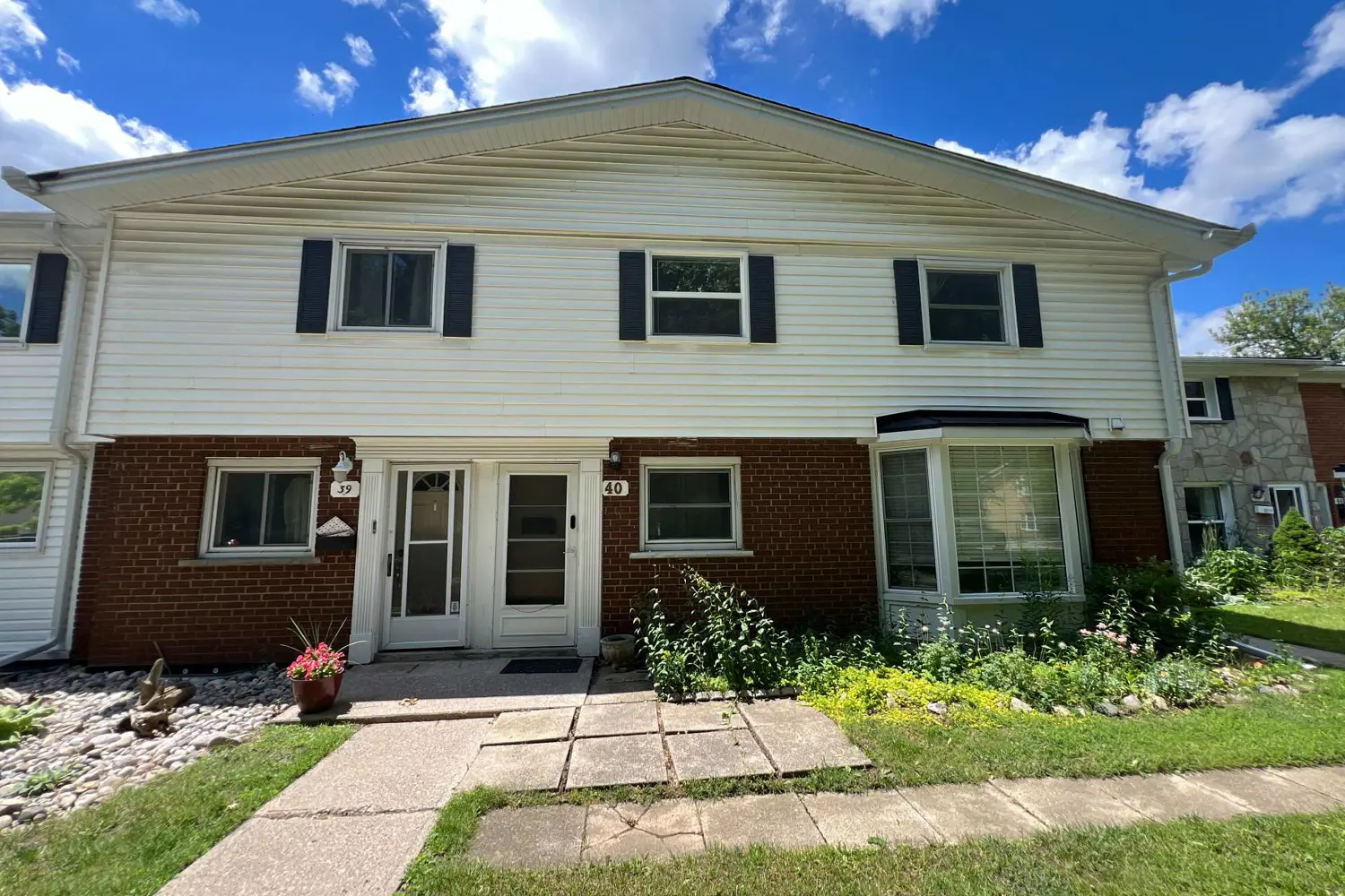 40 Arbour Glen Crescent photo 2