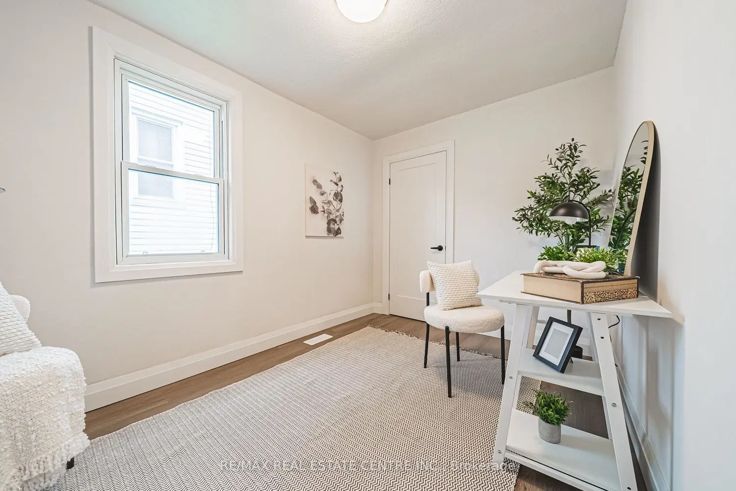 11 Broadview Crescent photo 3
