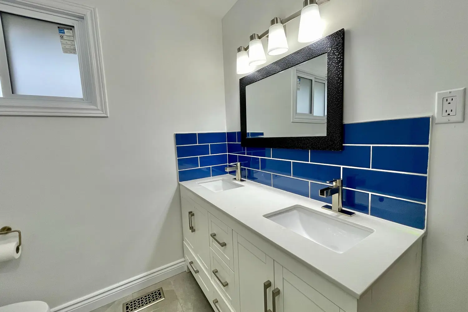 271 Chelsea Road photo 4