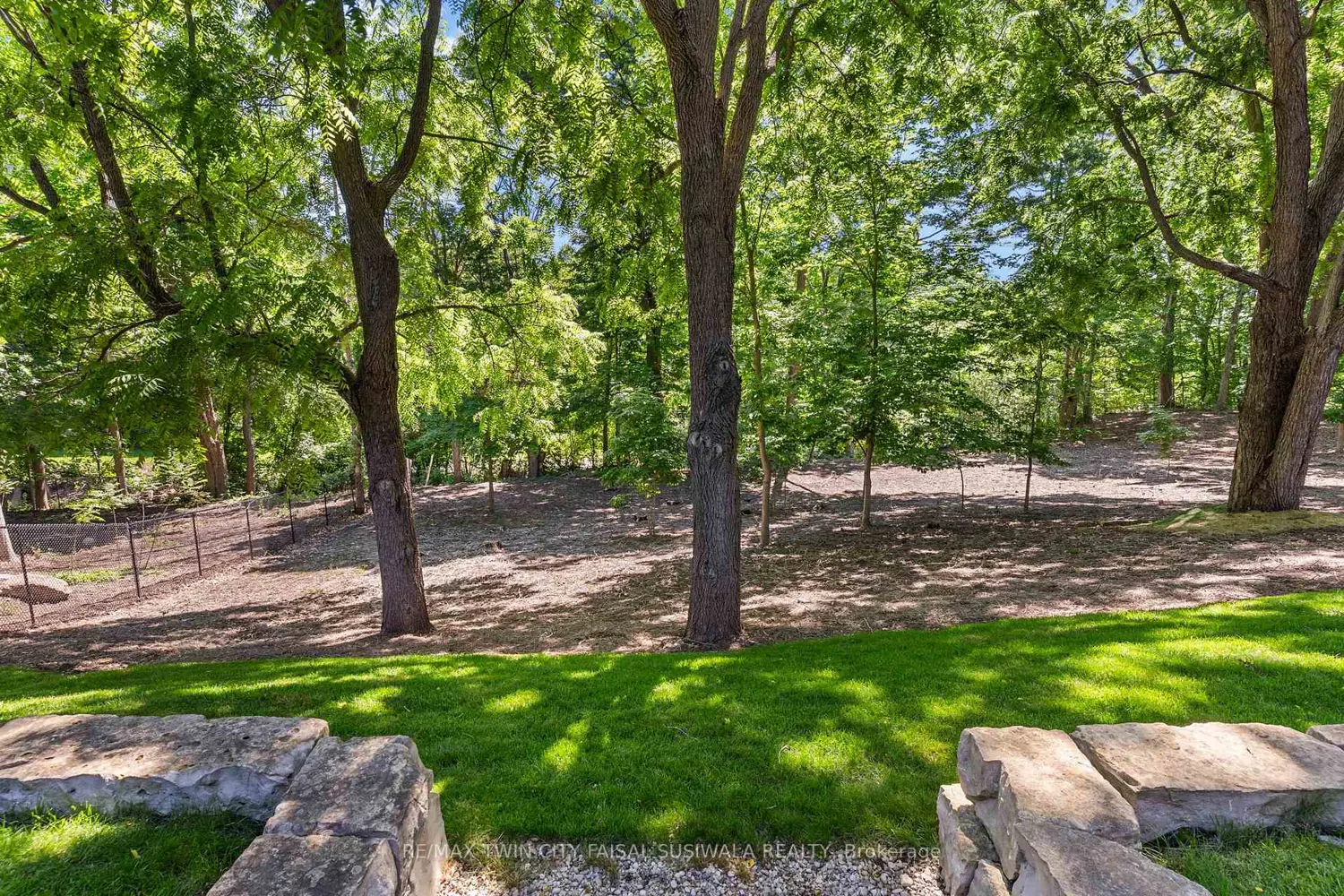 44 Pioneer Ridge Drive photo 3
