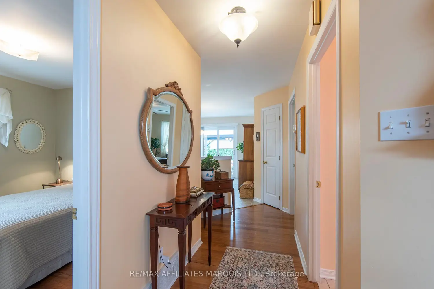 248 Northwoods Crescent photo 5