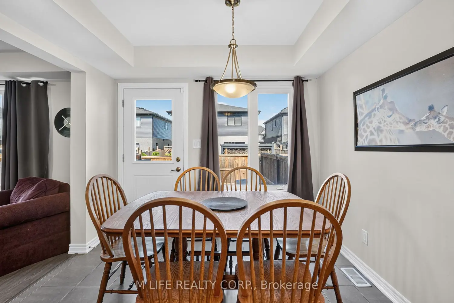 25 Damude Avenue photo 3
