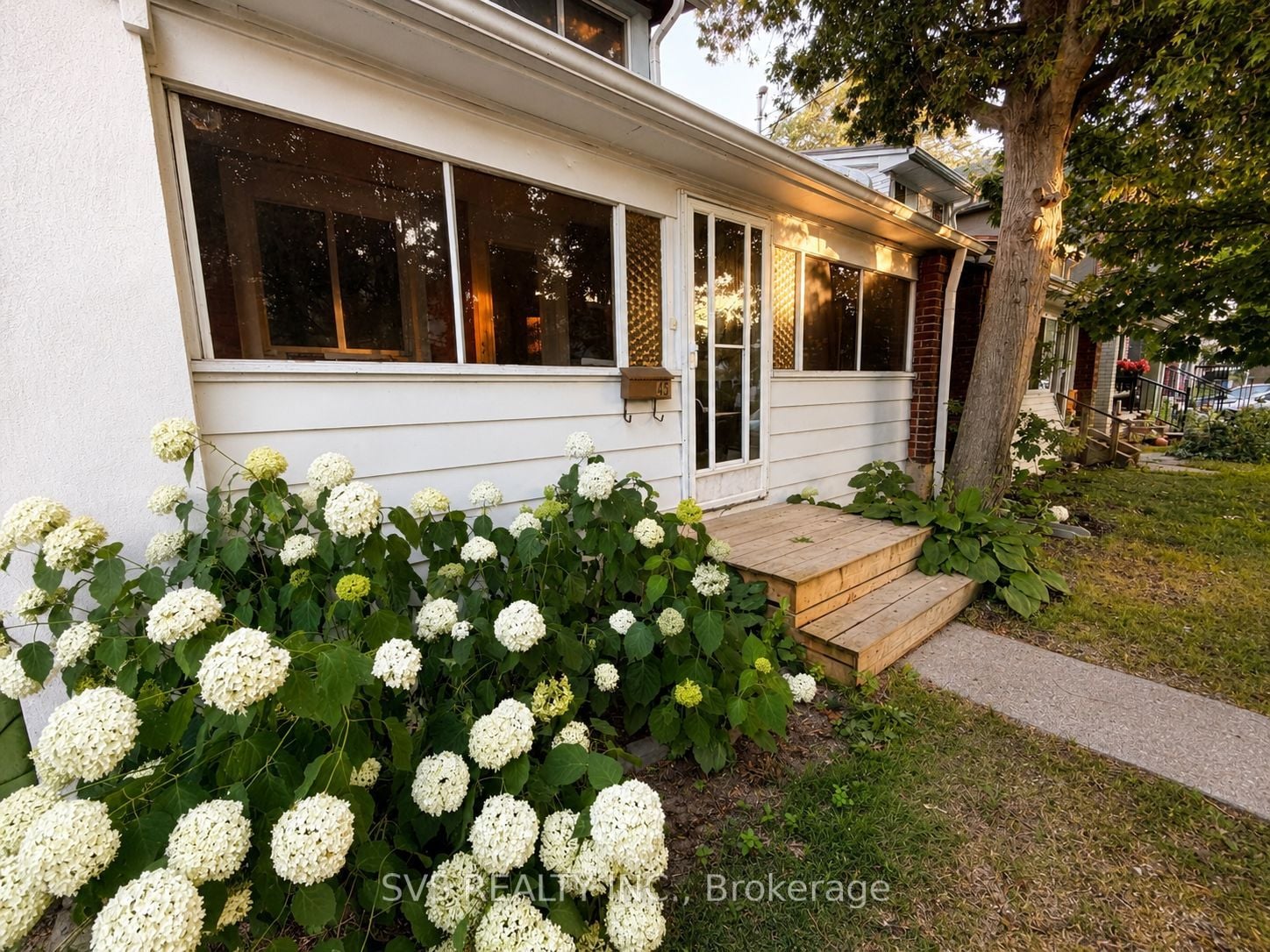 MAIN-45 Craydon Avenue, Toronto, ON, M6M 2C8 photo 5
