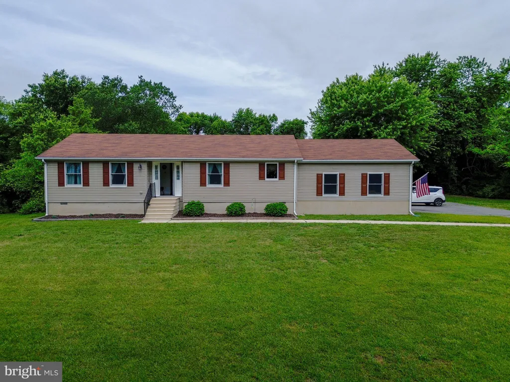 1602 Harvey Straughn Road, Townsend, DE 19734