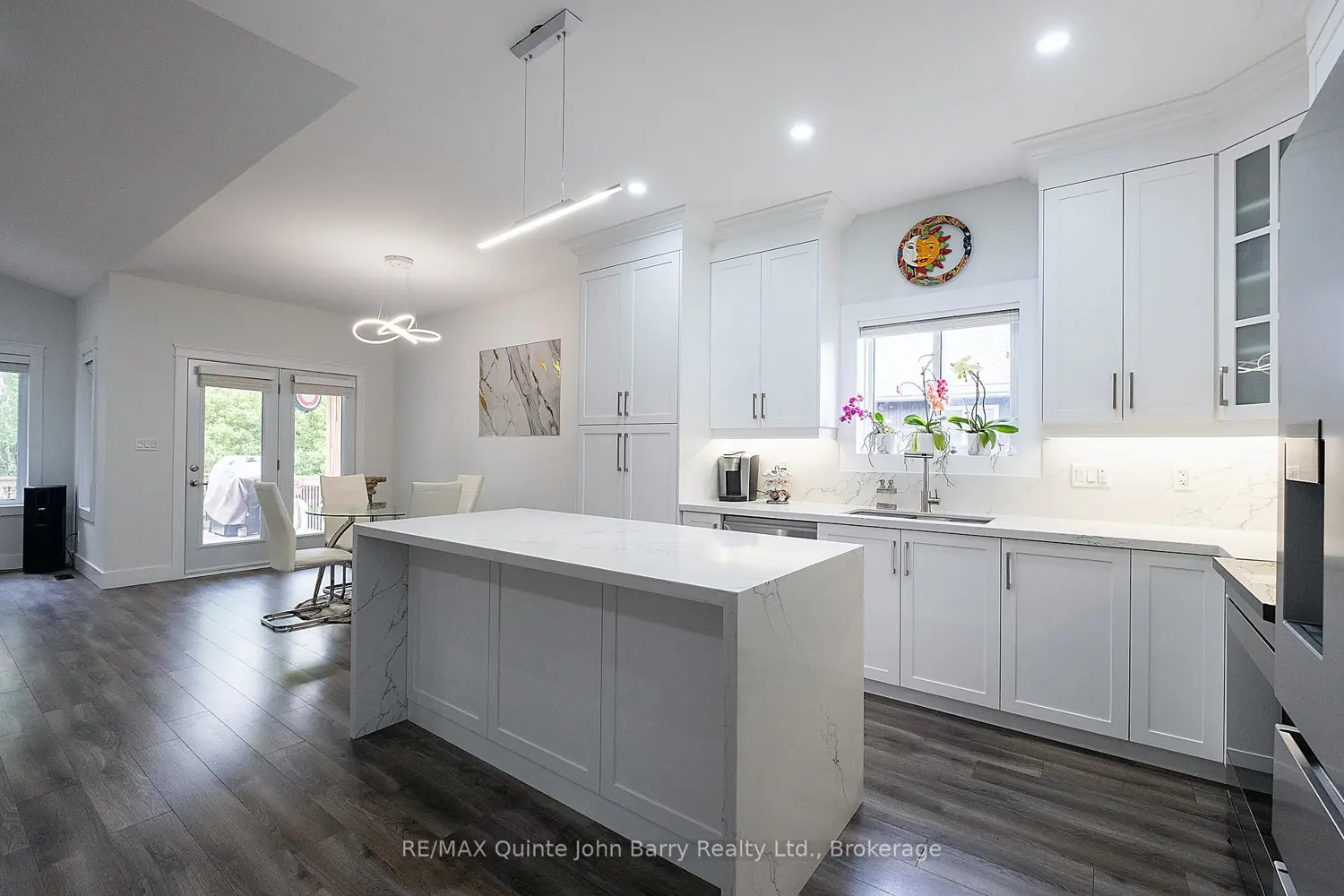 46 Birchmount Street photo 3