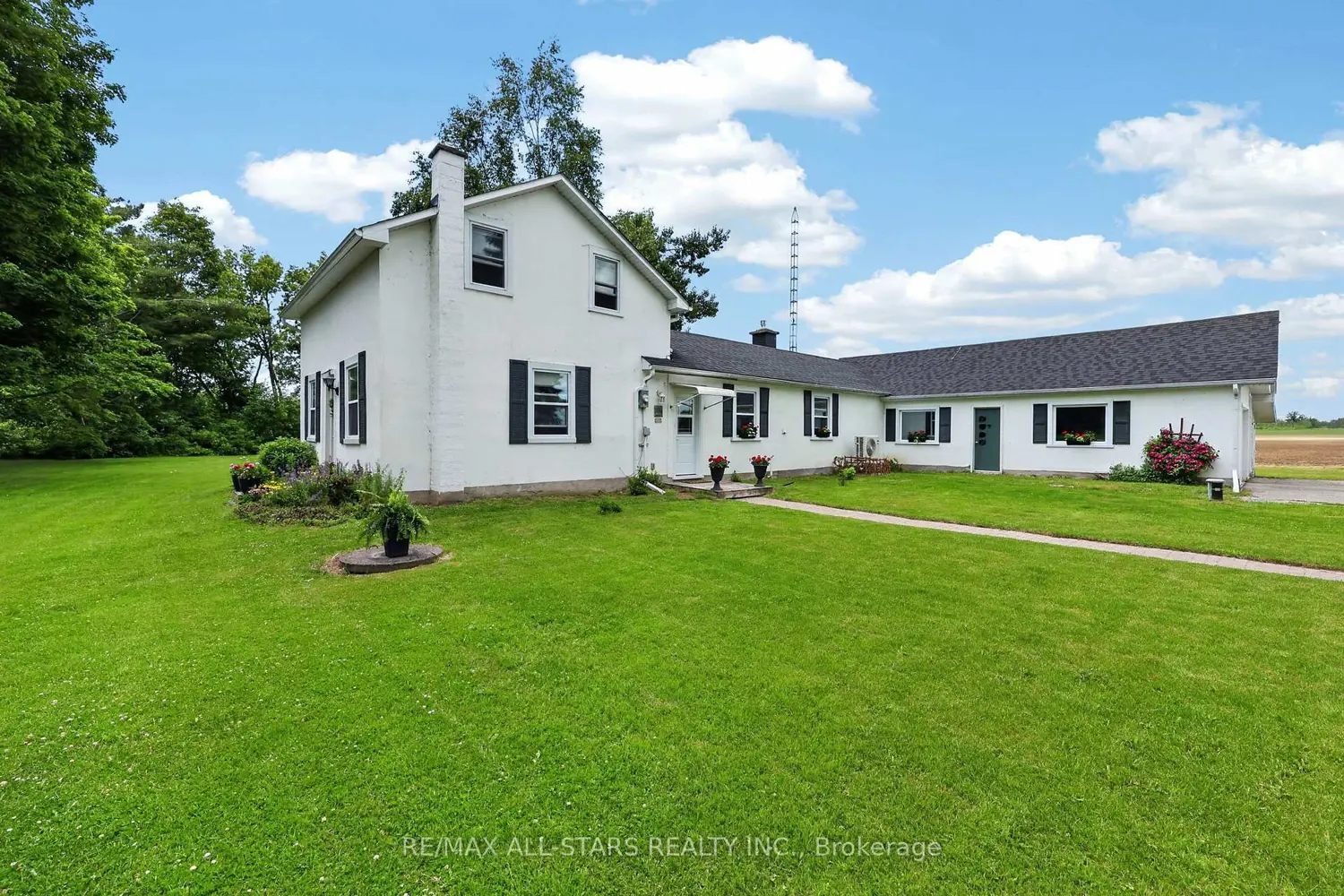 1670 Concession Road A photo 4