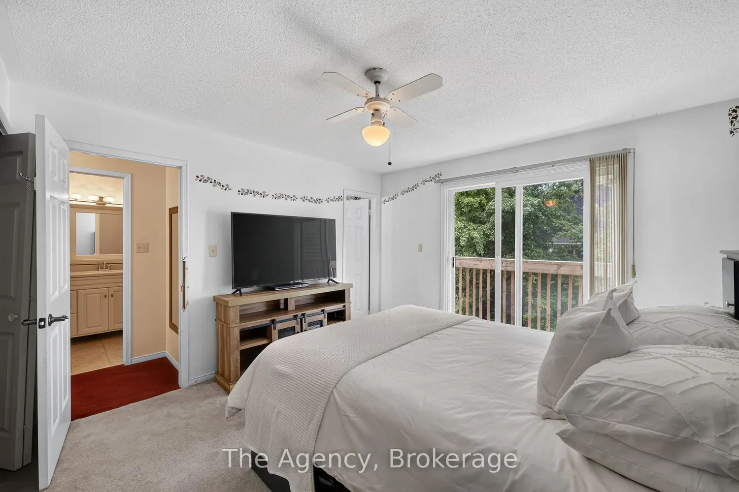 97 Shoreline Drive photo 4