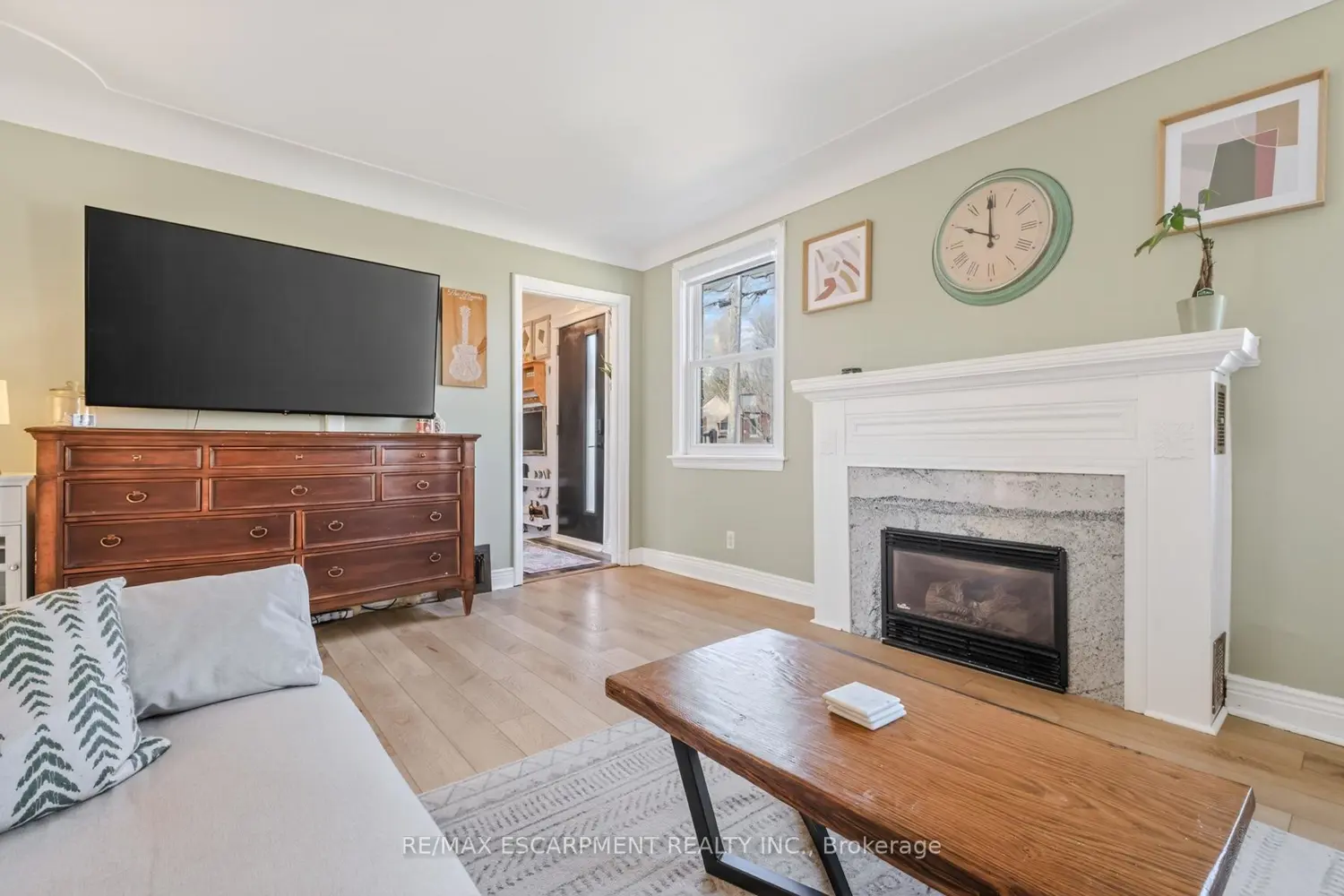 43 Woodbridge Road photo 5