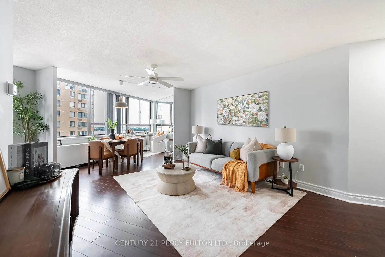 270 Queens Quay 2606