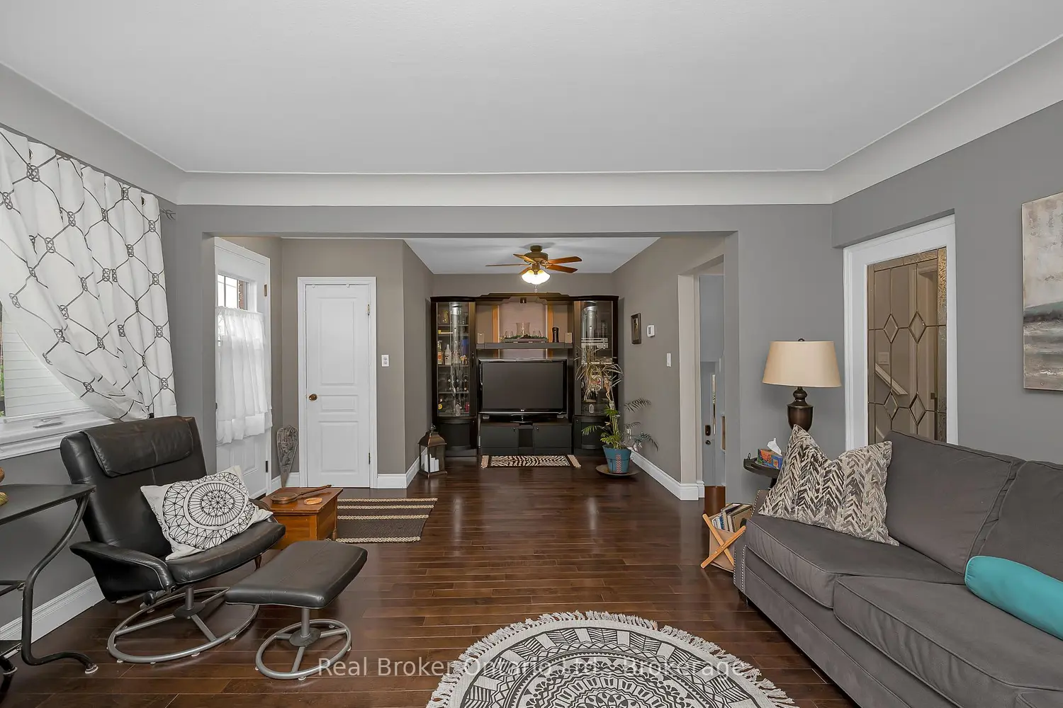 2 Cherry Avenue photo 5