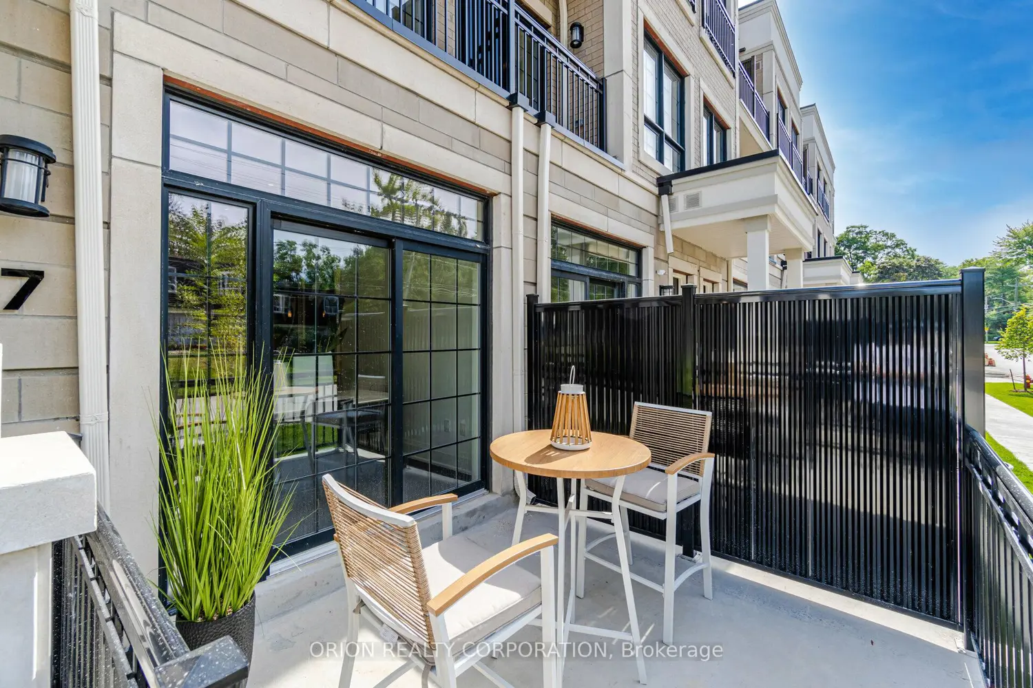 95 Brookfield Road 7 photo 4