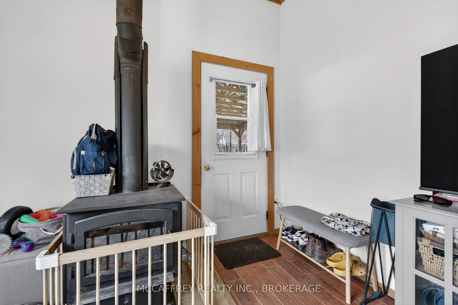 14 Glastonbury Road photo 2