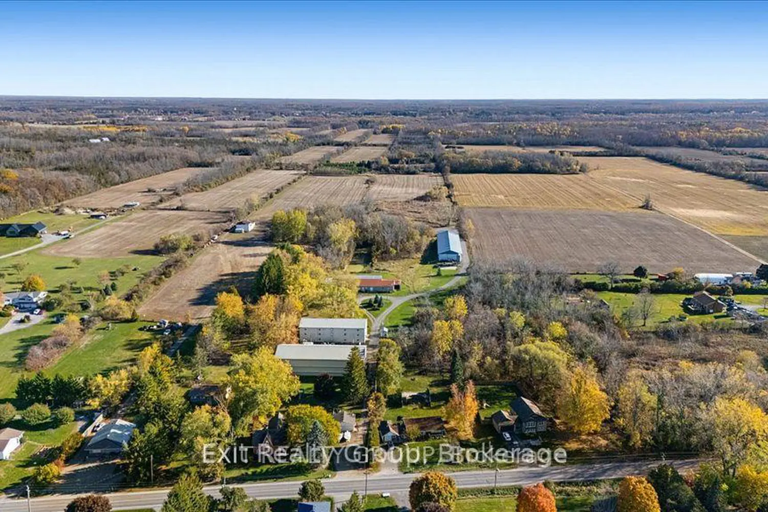 2421 County Rd 3 photo 2