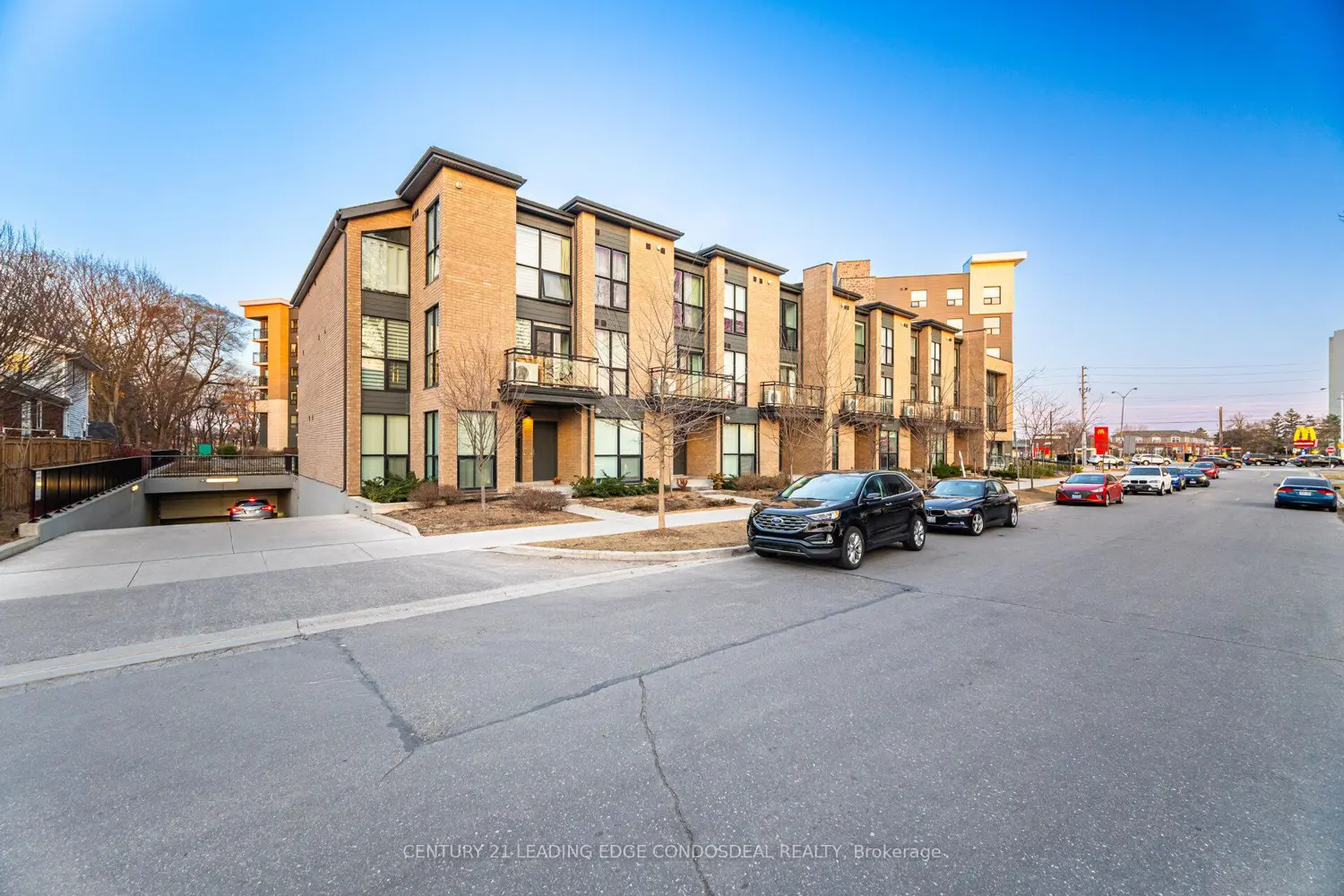 1 Falaise Road 424