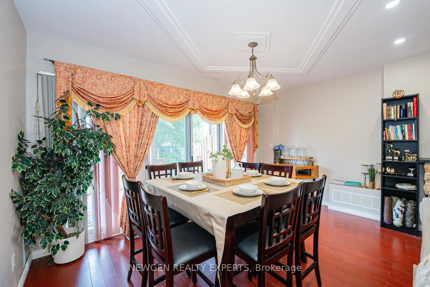 592A Danforth Road photo 5