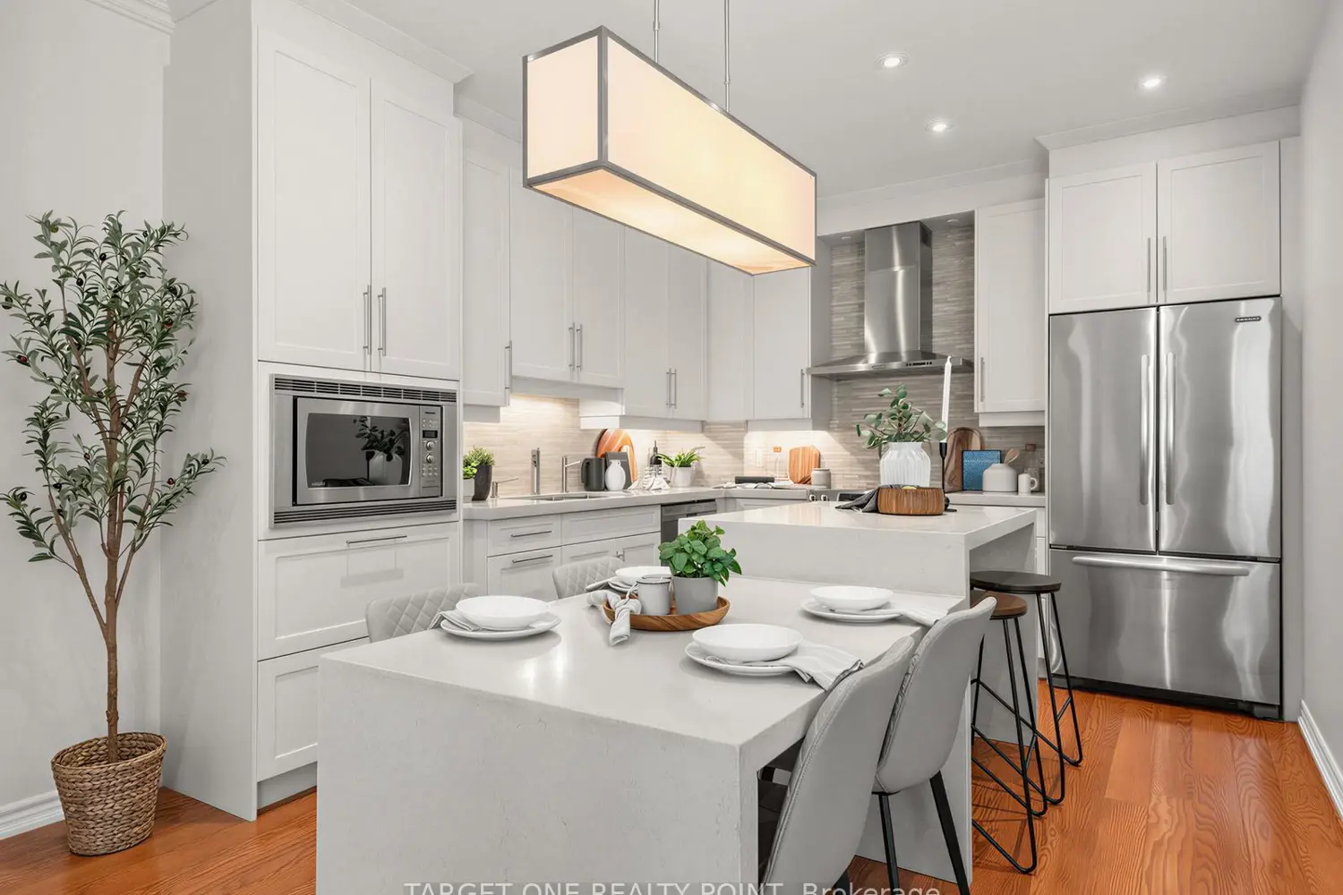 37 Avondale Avenue 509 photo 4
