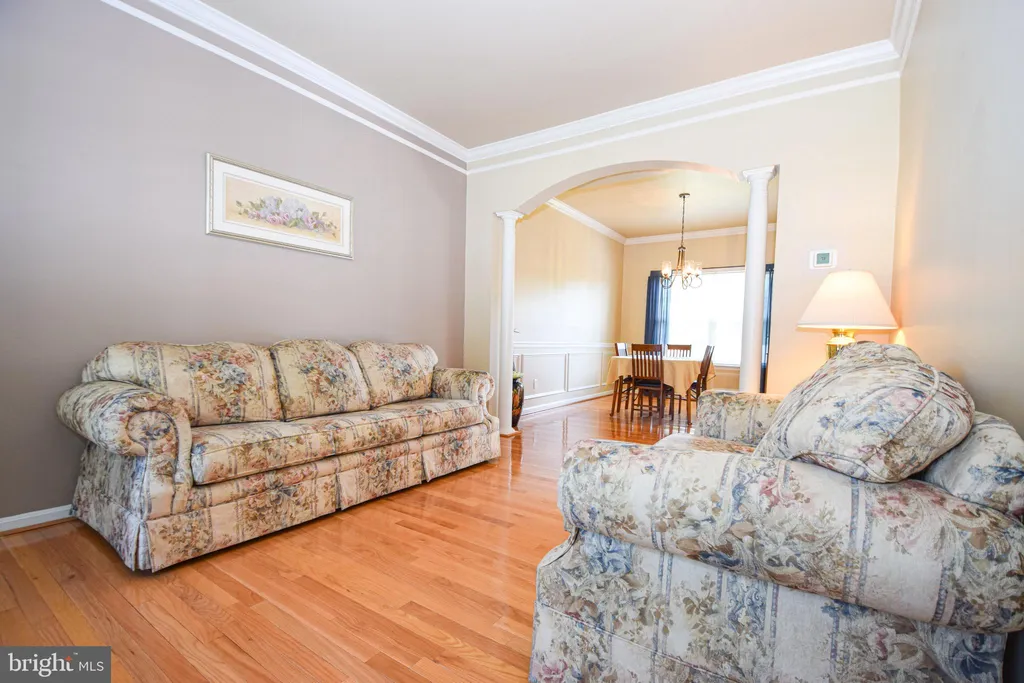 5724 Carrington Drive, White Marsh, MD 21162 photo 3