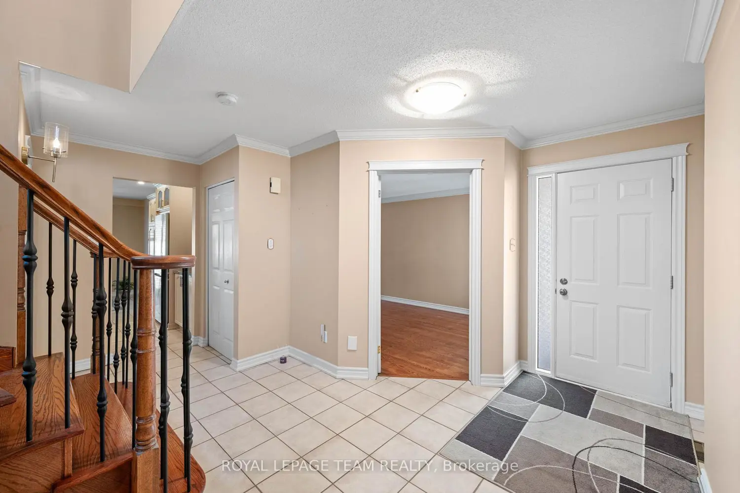 6526 Tooney Drive photo 2