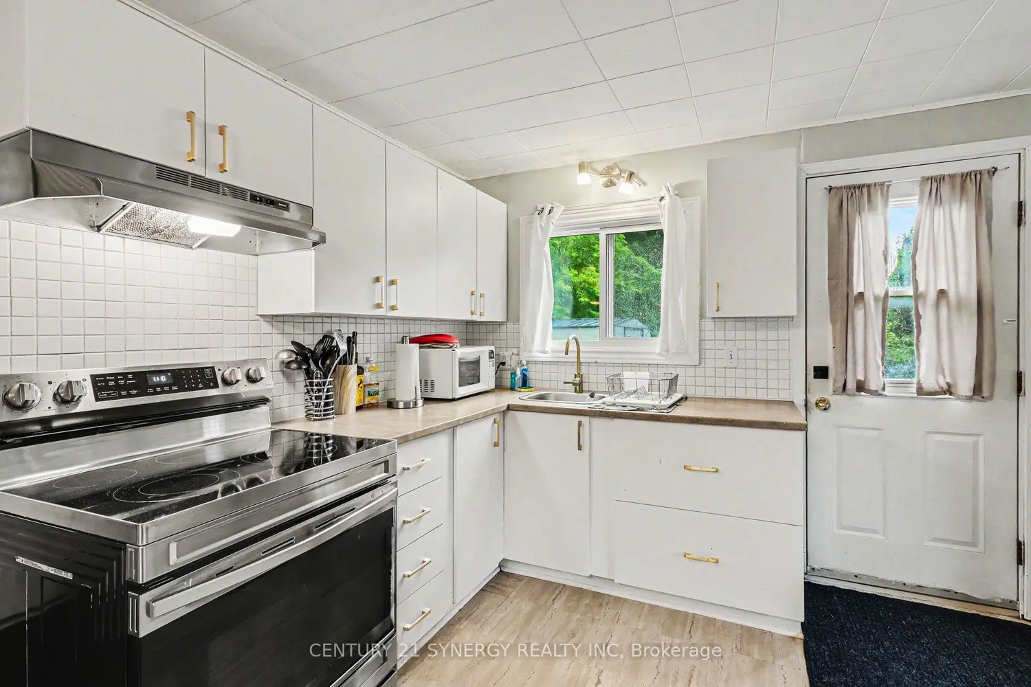 205 St Joseph Street photo 3