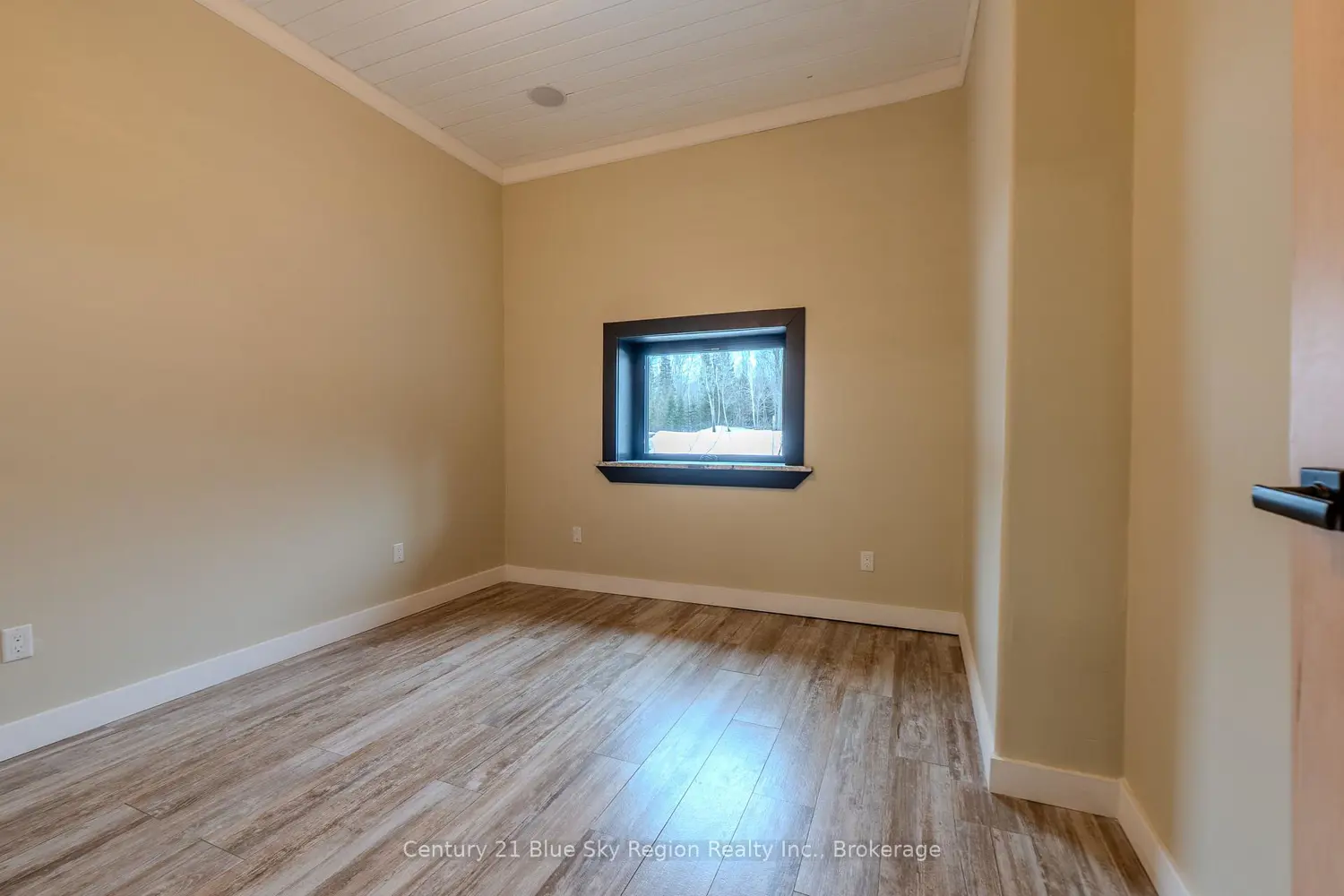 79 Hillcrest Road photo 5