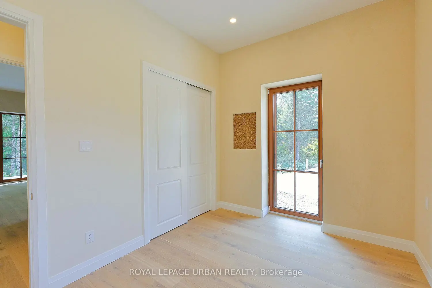 800 Rye Road photo 2